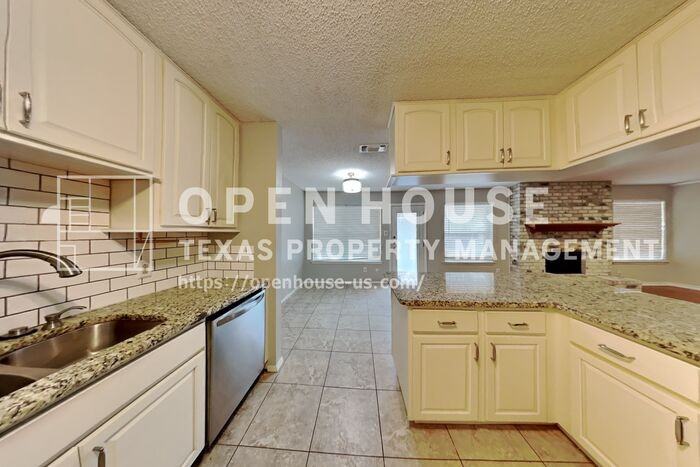 7516 Mapleleaf Dr - Photo 6 of 20