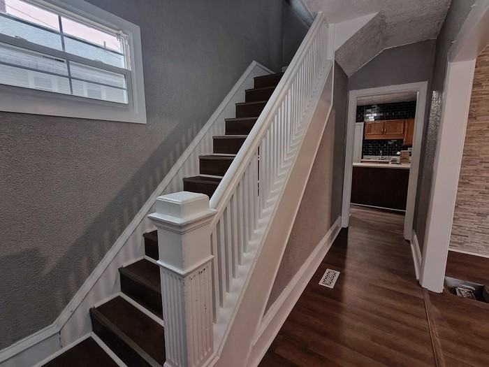 1309 Benton St - Photo 4 of 19