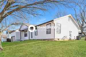 featured image of 1409 Castle Mill Dr