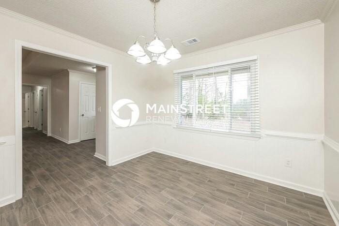 2202 Independence Dr Sw - Photo 5 of 18