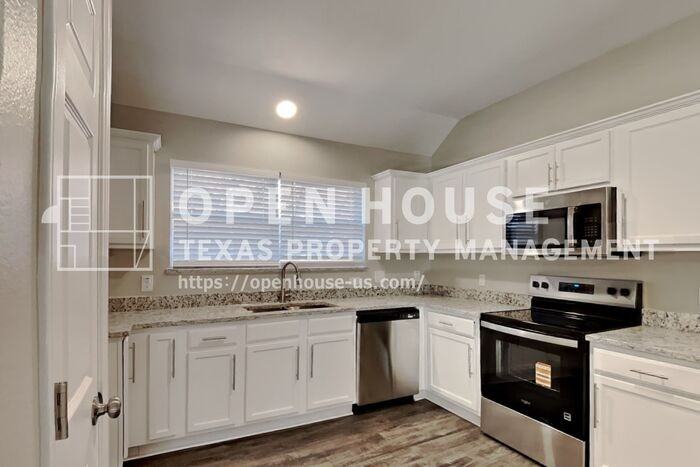 118 Shadybrook Dr - Photo 7 of 20