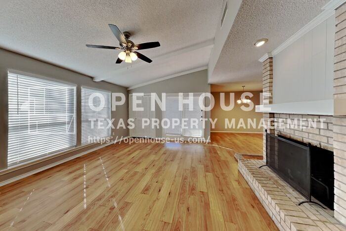 220 Meadowhill Dr - Photo 5 of 21