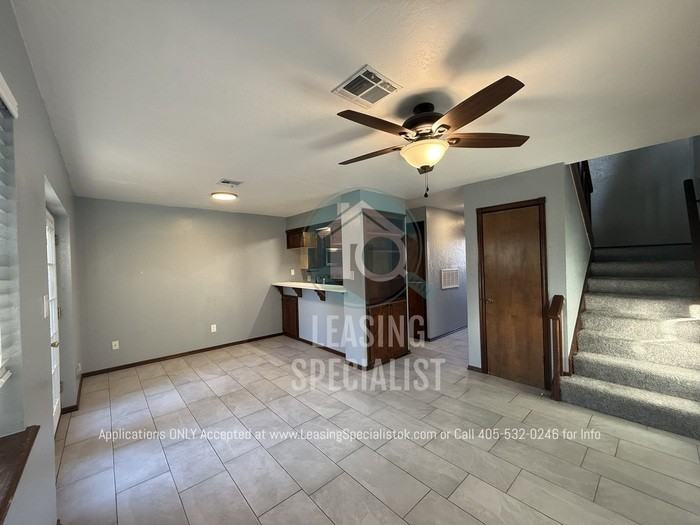 1020 Rambling Oaks Dr #A - Photo 4 of 21