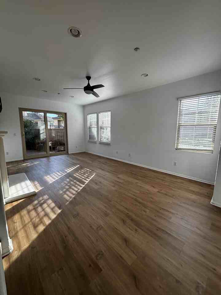 2727 Bellezza Dr - Photo 5 of 27