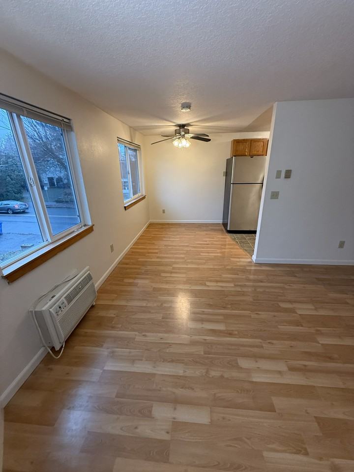 2317 Se Division St #2317 - Photo 2 of 19