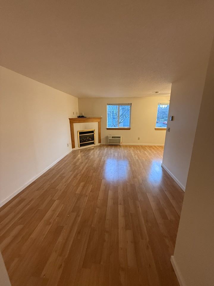 2317 Se Division St #2317 - Photo 5 of 19