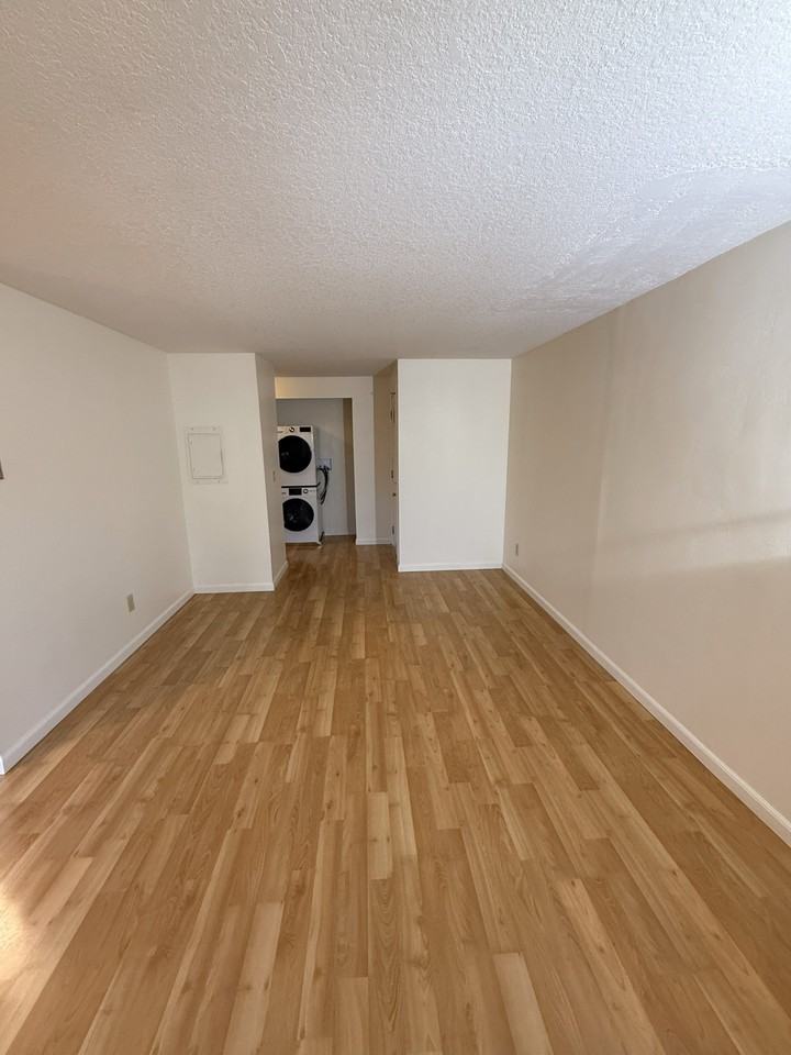 2317 Se Division St #2317 - Photo 6 of 19