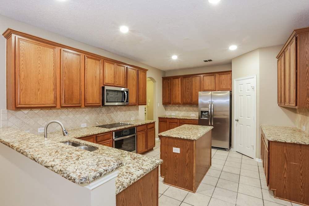 1308 Sheffield Dr #NA - Photo 5 of 6