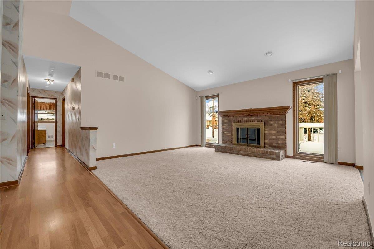 249 E Silverbell Rd #NA - Photo 3 of 9