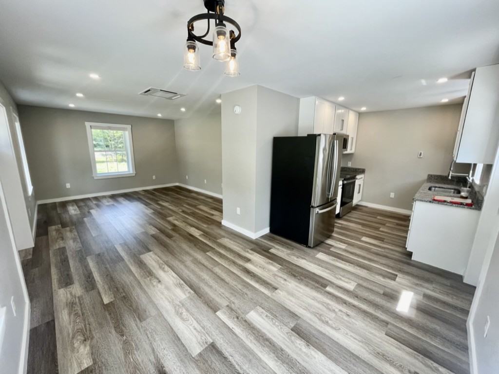 101 Buttonbush Ln #1 - Photo 4 of 14