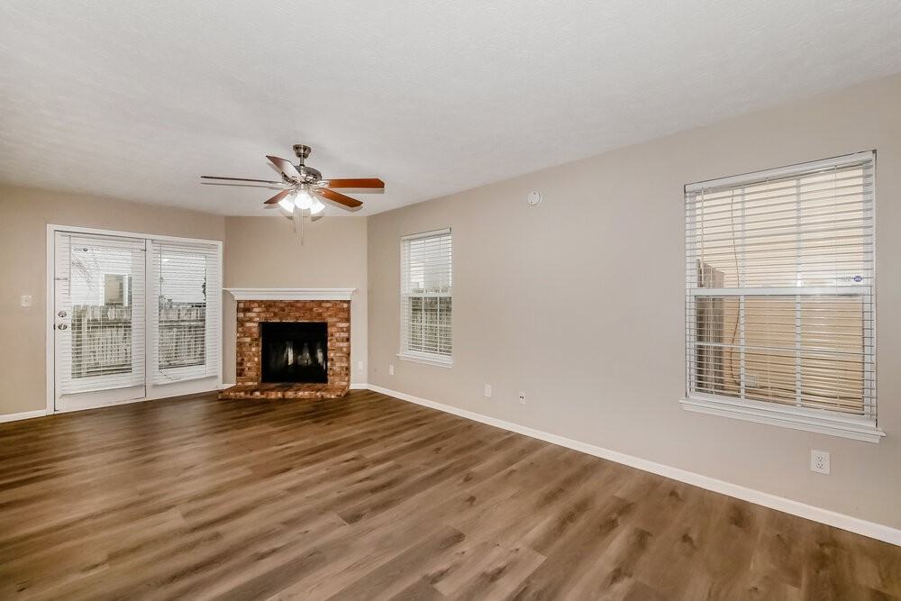 6748 Redan Dr - Photo 6 of 17