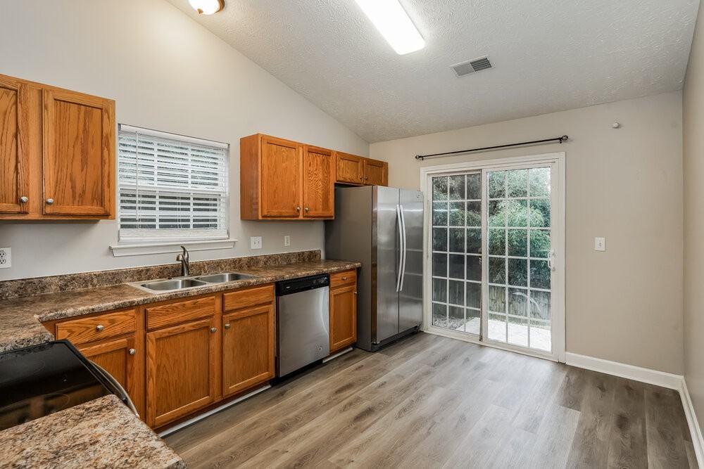 3240 Cain Harbor Dr - Photo 7 of 16