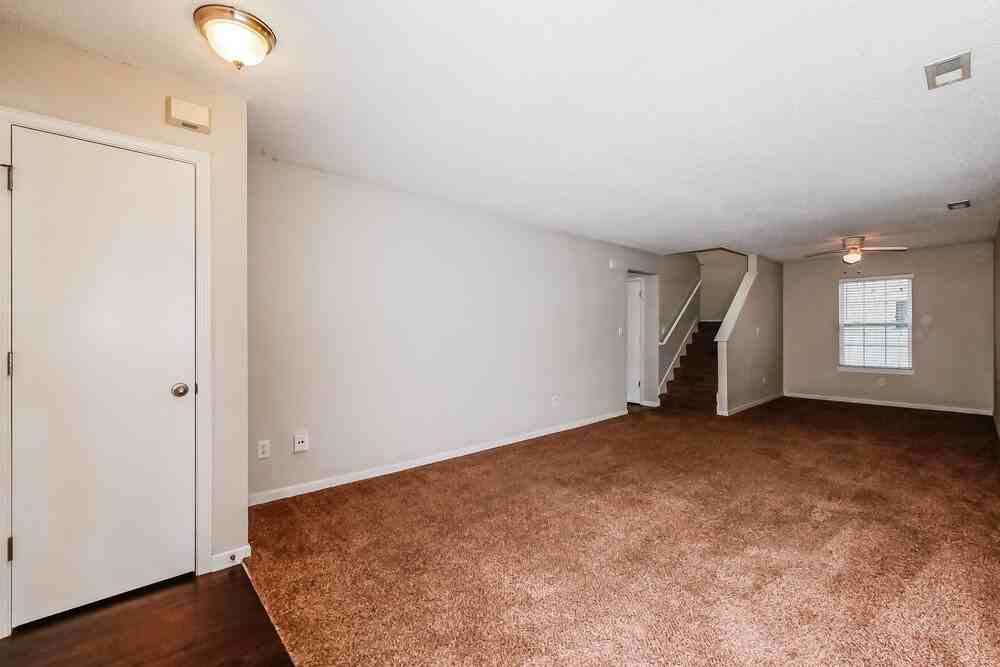15469 Fawn Meadow Dr - Photo 5 of 17