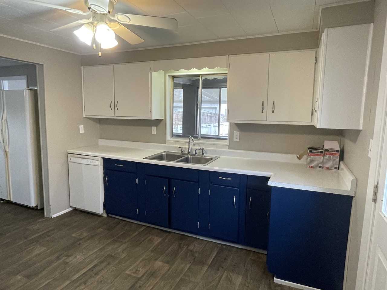 1729 Windemere Dr #NA - Photo 2 of 14