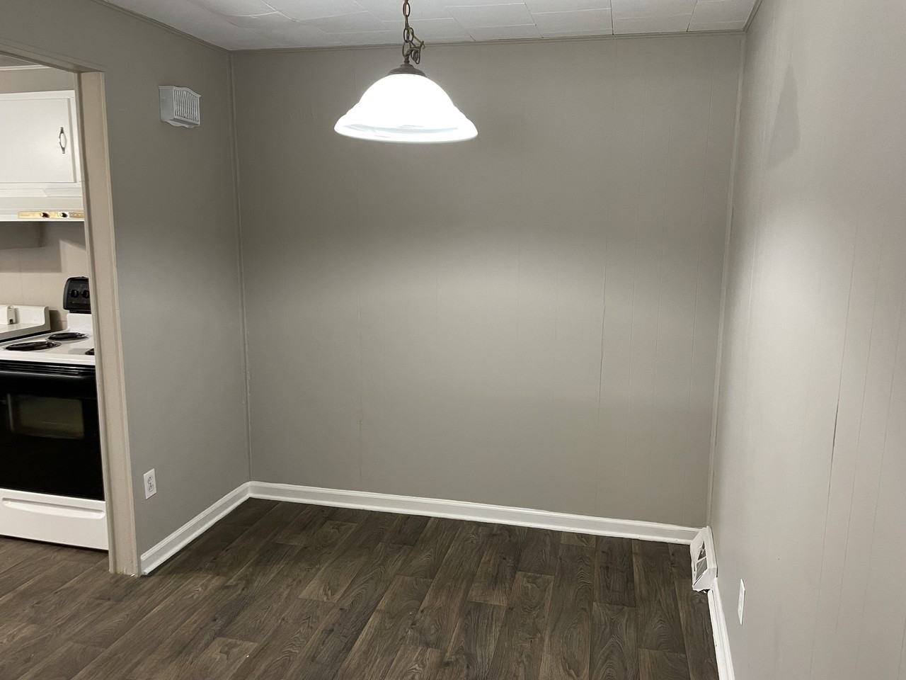 1729 Windemere Dr #NA - Photo 4 of 14