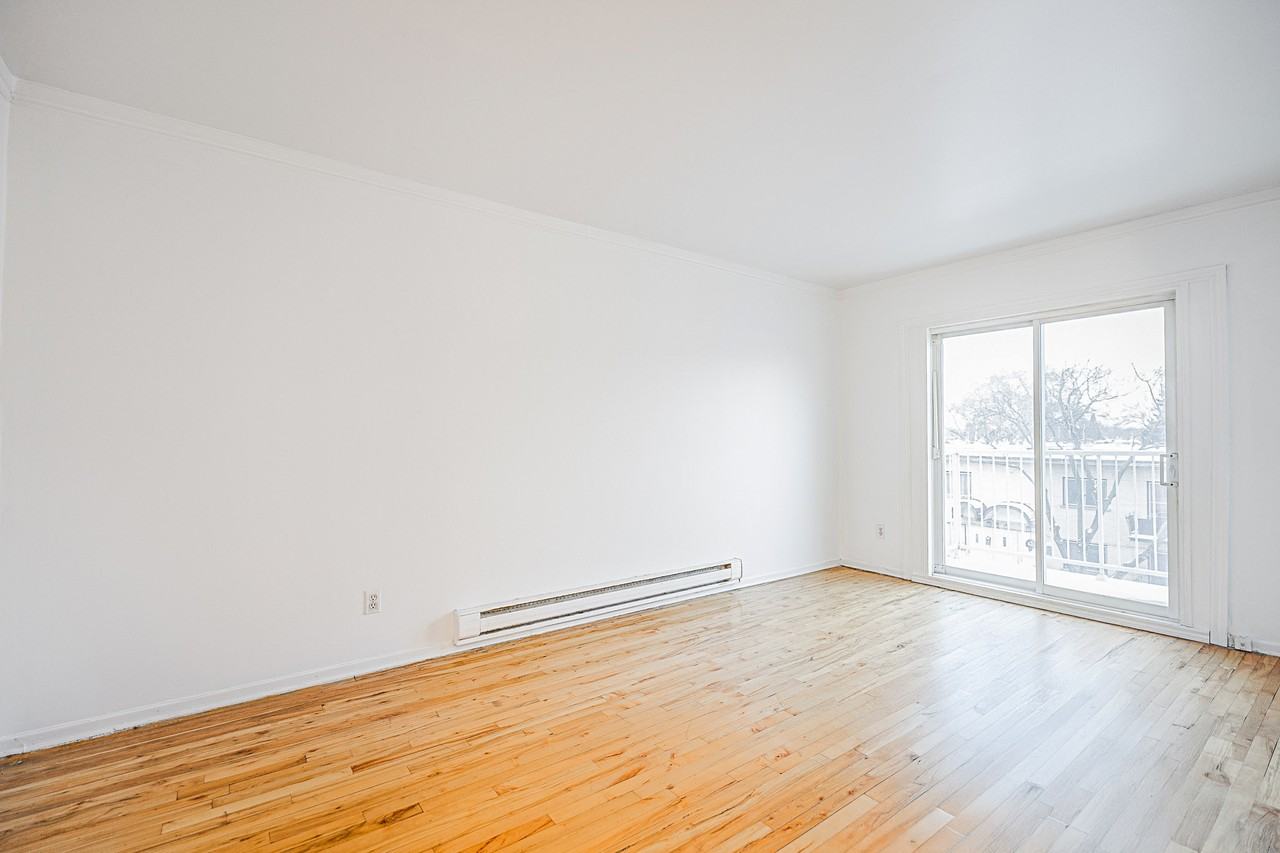 12375 Boul Rolland #6 - Photo 6 of 10