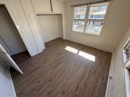 featured image of 702 University Ave