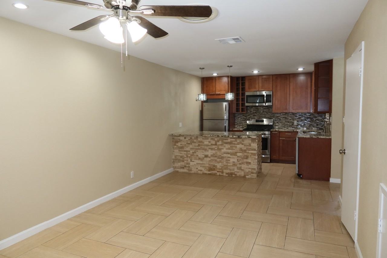 3000 S 1st St - Photo 3 of 21