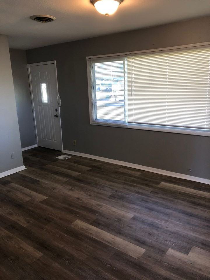 6901 W Sheridan Ave - Photo 3 of 12