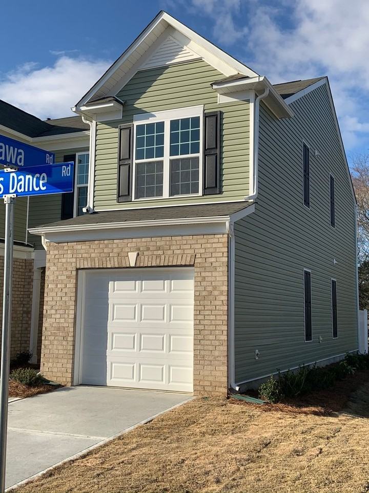 533 Hunters Dance Rd - Photo 2 of 2