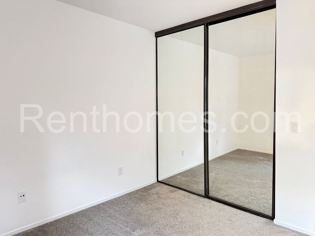 9352 Twin Trails Dr #204 - Photo 3 of 18