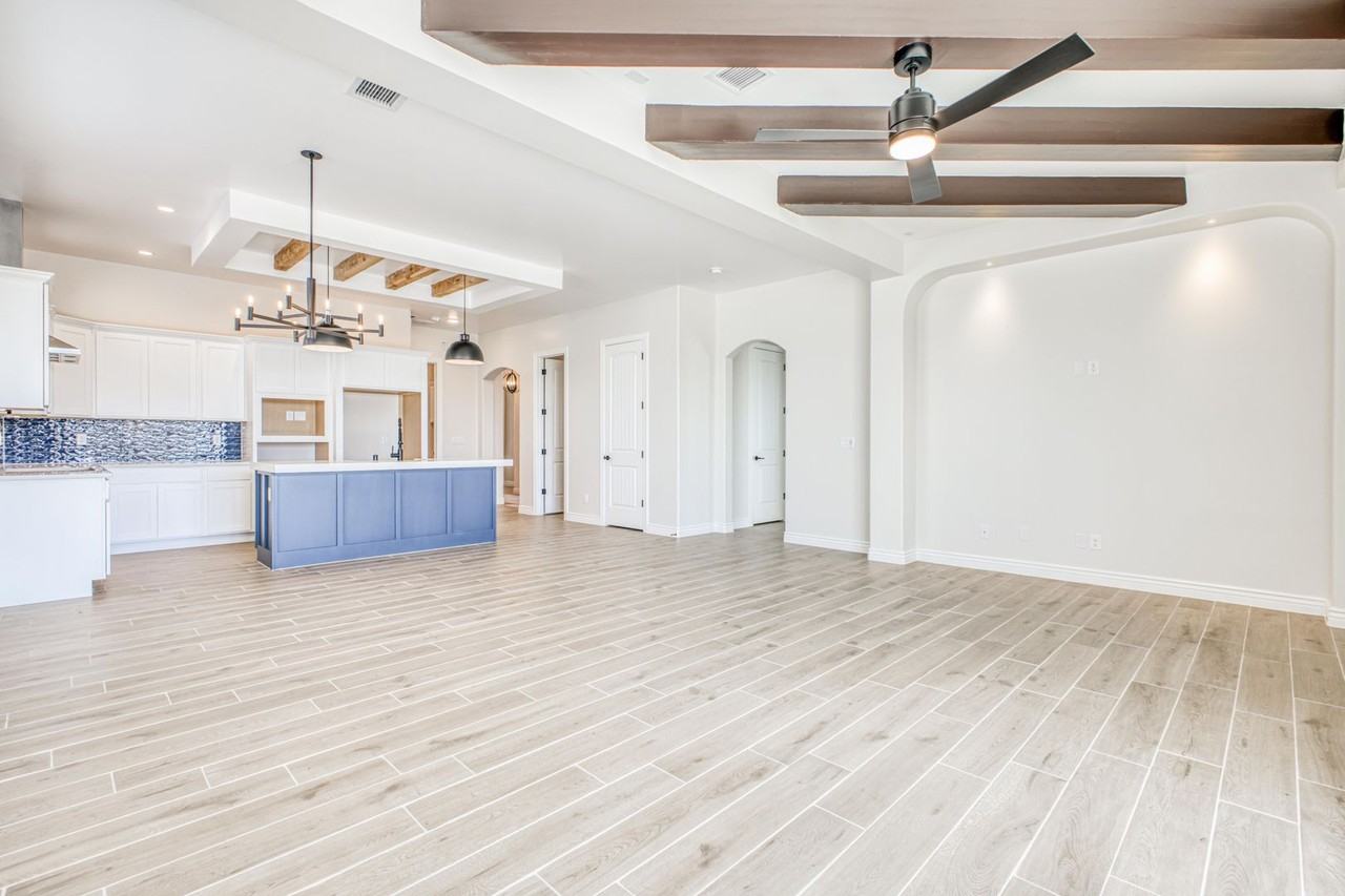 13336 Coldham St - Photo 2 of 50