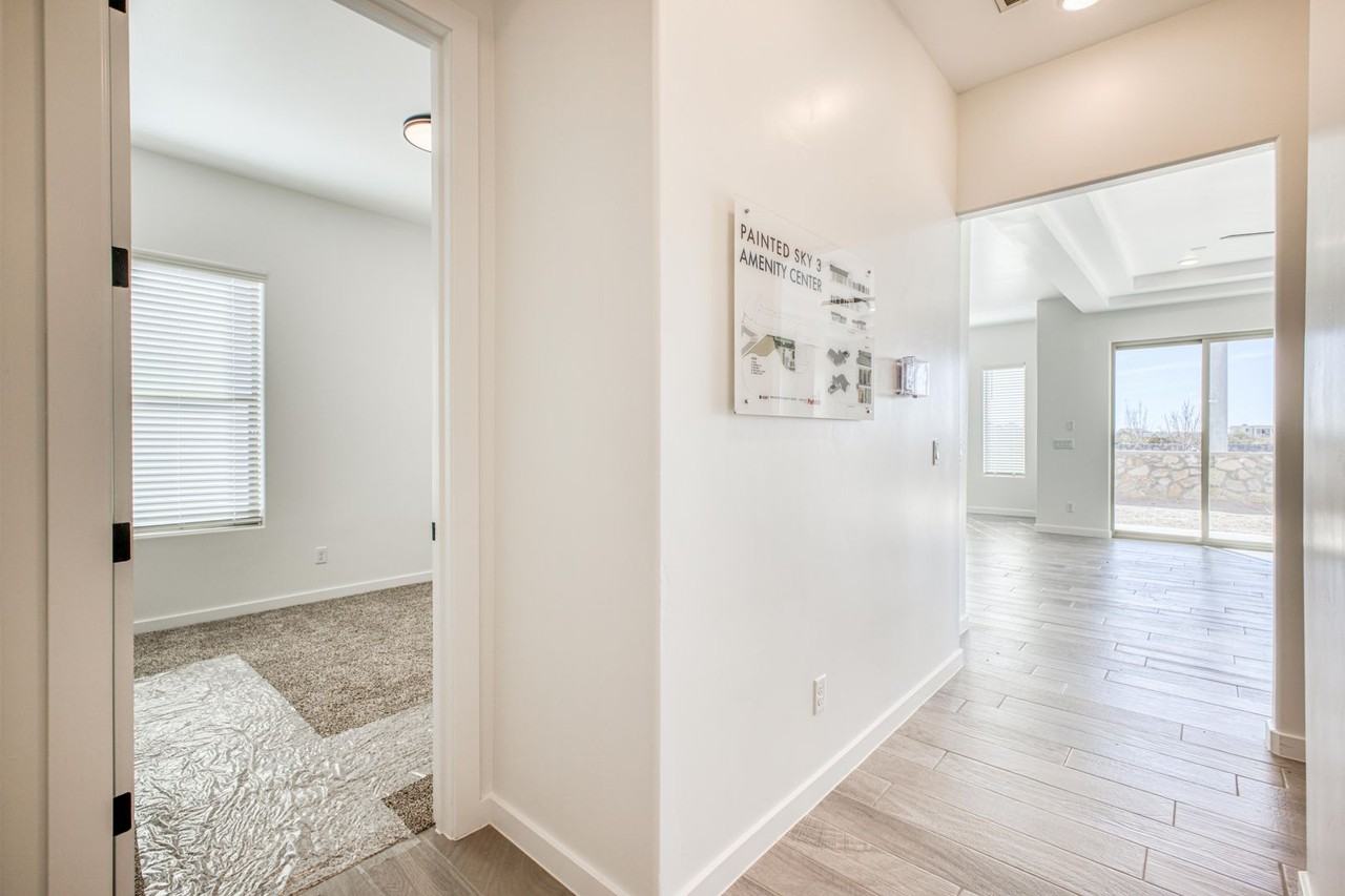 13340 Coldham St - Photo 7 of 50