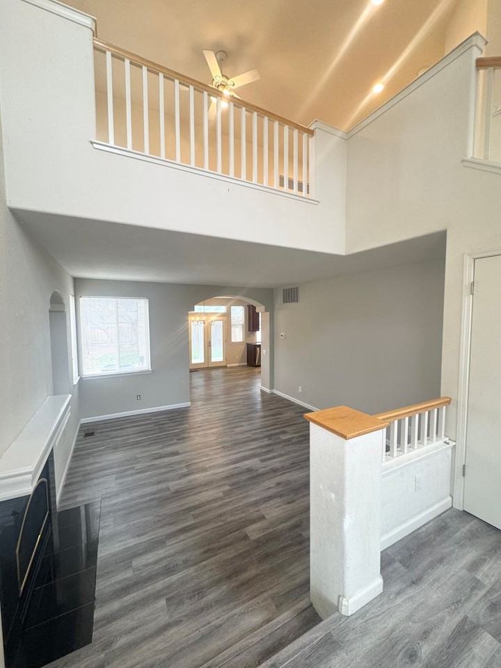 7354 Grand Island Dr - Photo 3 of 21