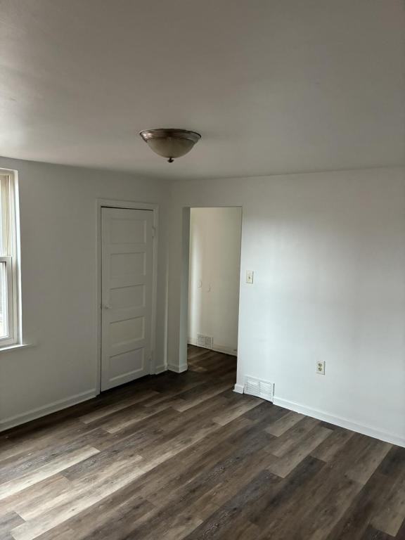 1150 Brownsville Rd - Photo 6 of 9