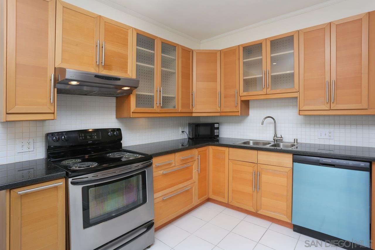 2650 Broadway #101 - Photo 3 of 4