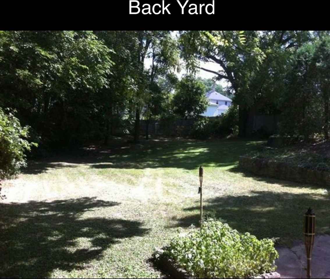 850 Houseman Ave Ne #2 - Photo 3 of 20