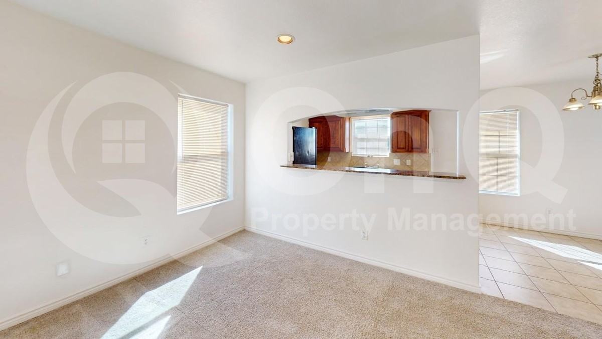 8133 Elvis Ct - Photo 7 of 23