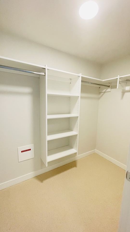 5600 Berton Avenue - Photo 4 of 7