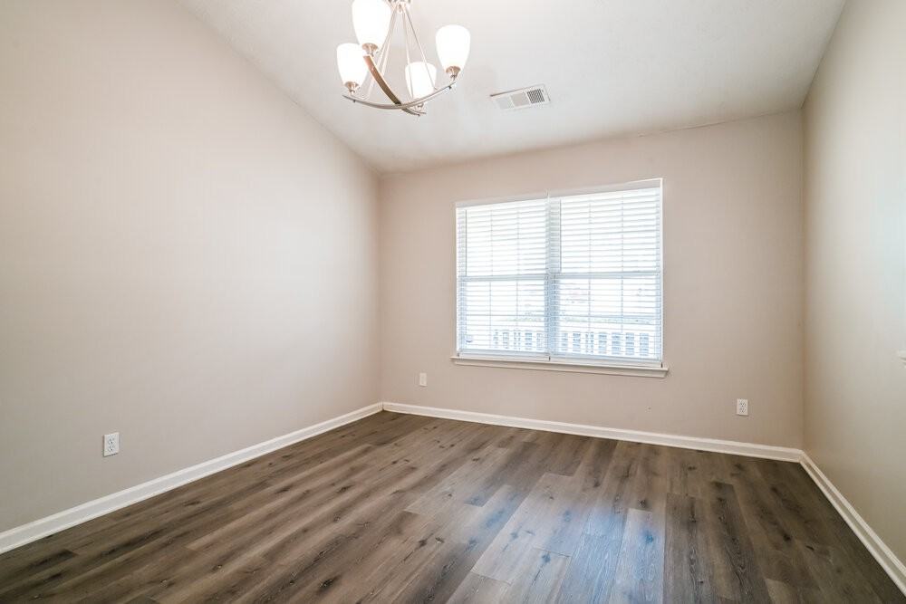 5324 Paddington Ln - Photo 5 of 16