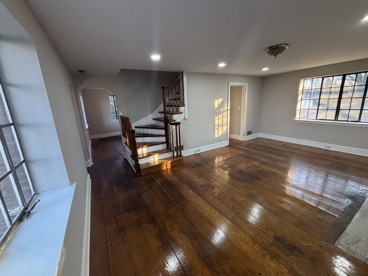 66 E Urner St #66EURNER - Photo 2 of 5