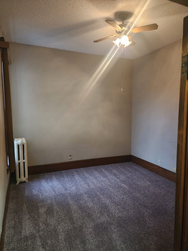 1363 Iowa St #3 - Photo 4 of 7