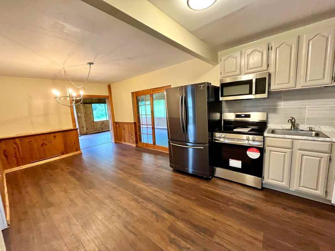 2819 State Route 10 - Photo 4 of 19