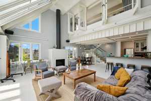 featured image of 33 Reef St ##8