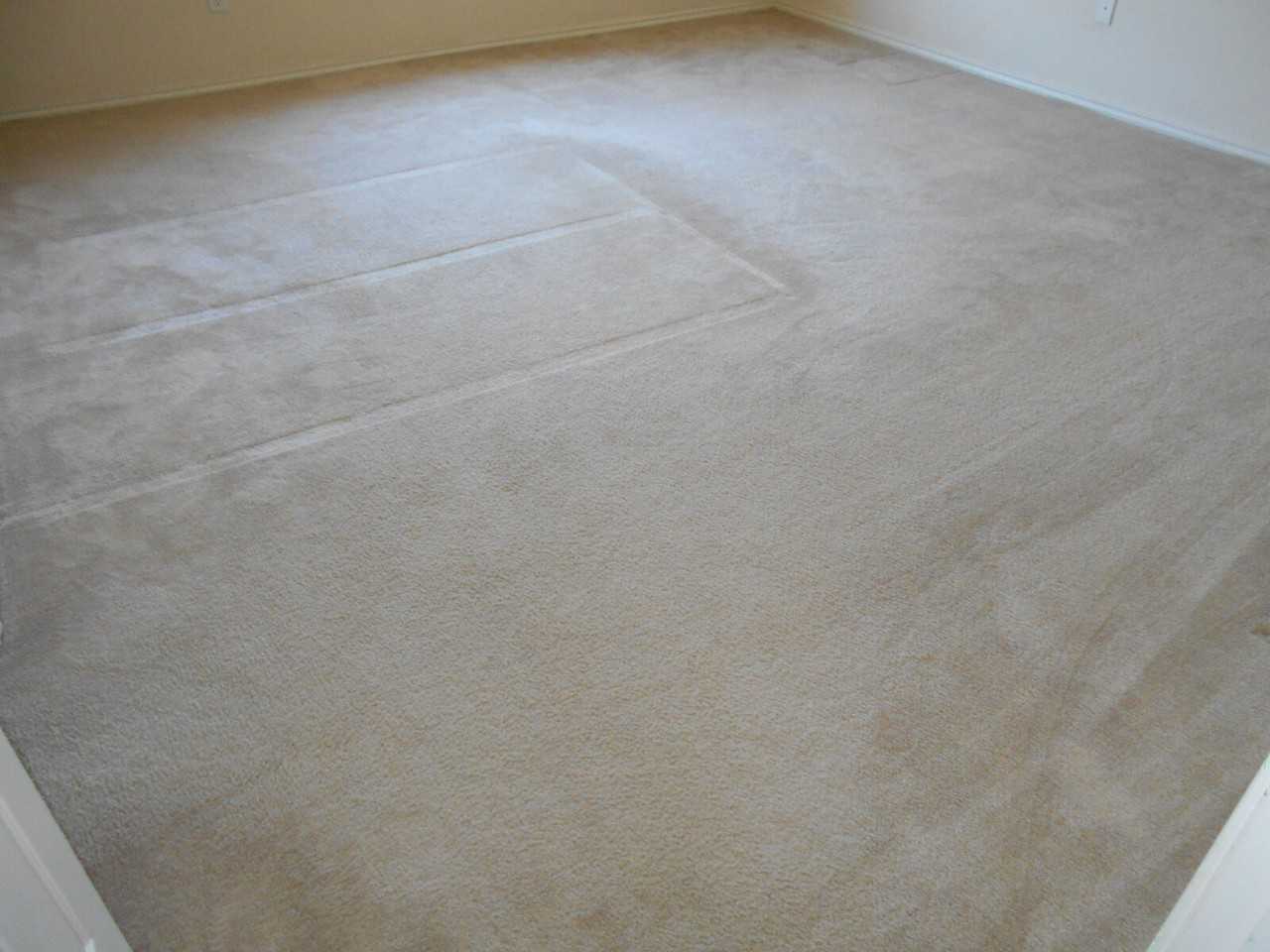 521 N Juneau Ave - Photo 5 of 11