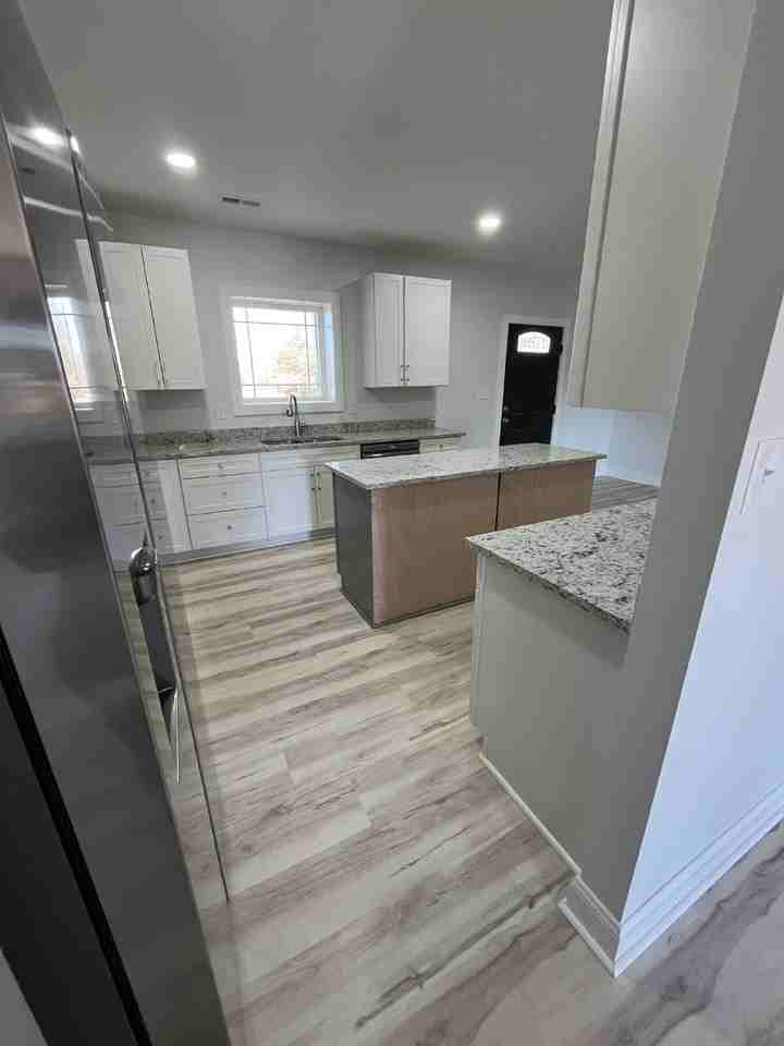 2137 Pisgah Church Rd - Photo 4 of 27