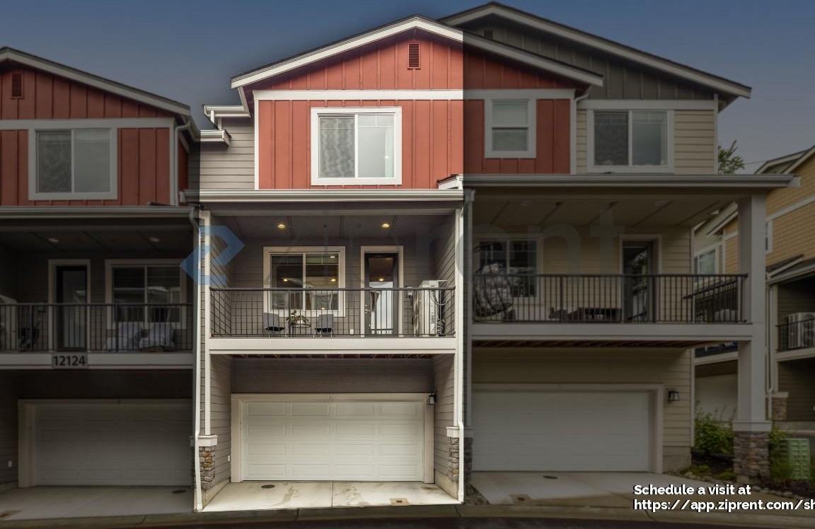 12124 Ne 194th Ct #C - Photo 4 of 35