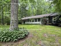 173 S Brooks Cove Rd - Photo 1 of 1