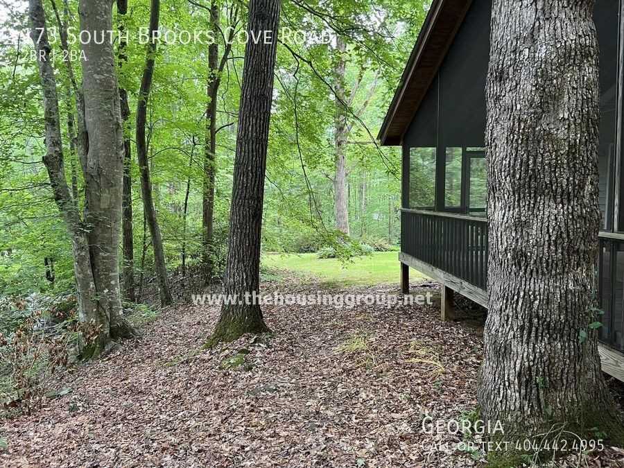 173 S Brooks Cove Rd - Photo 4 of 30