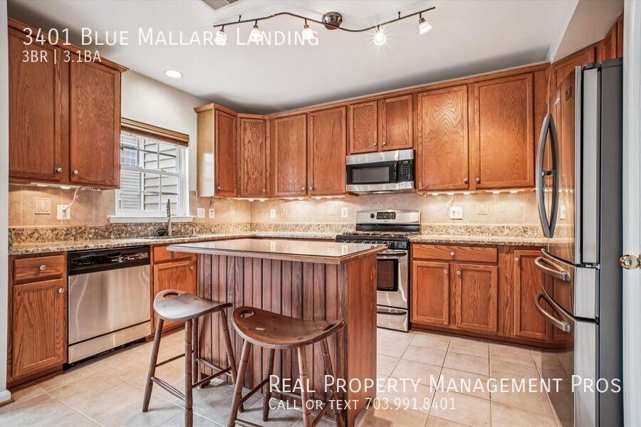 3401 Blue Mallard Lndg - Photo 5 of 50