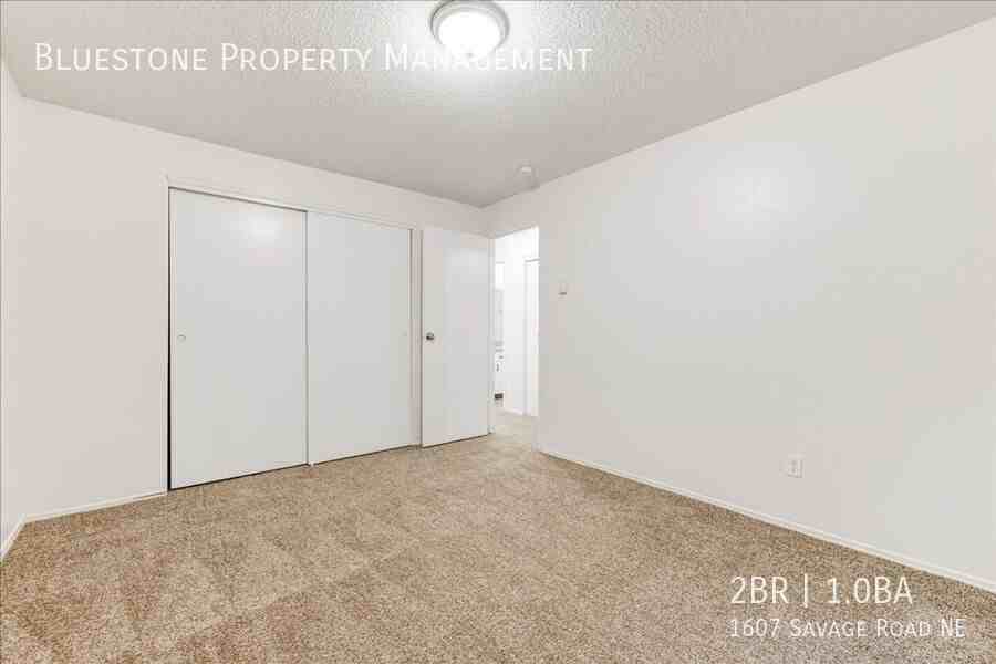 1607 Savage Rd Ne - Photo 7 of 23