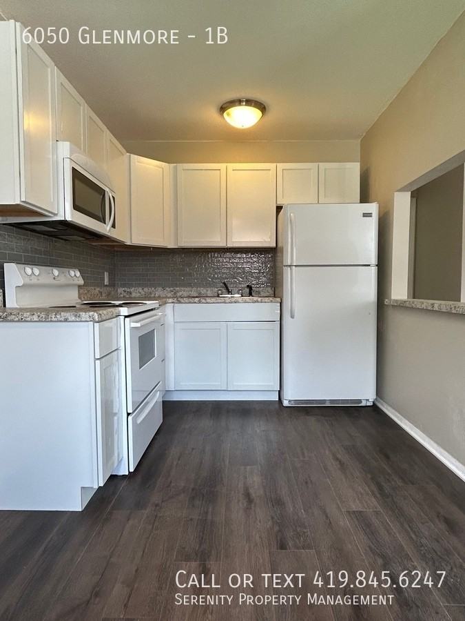 6050 Glenmore Rd #1B - Photo 2 of 7