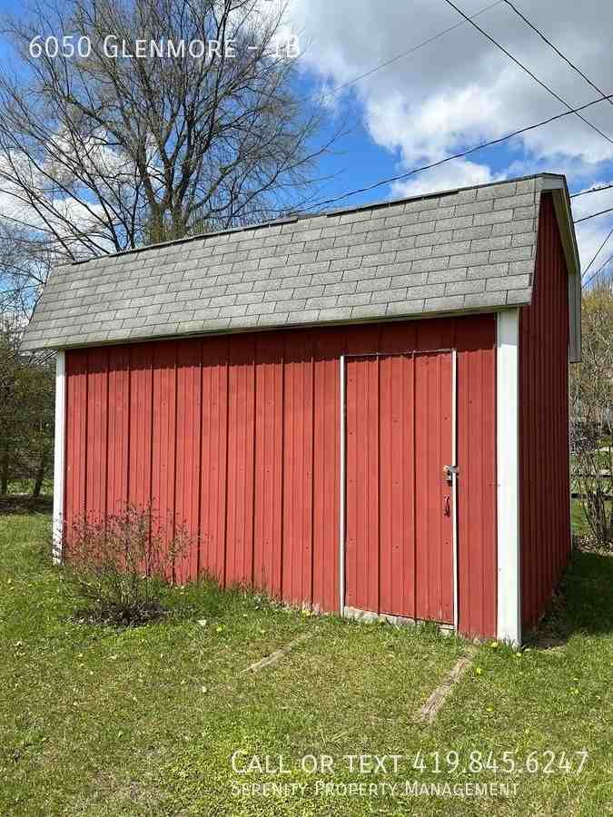 6050 Glenmore Rd #1B - Photo 7 of 7