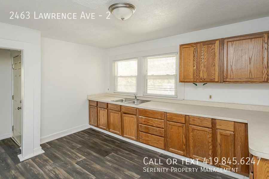 2463 Lawrence Ave #2 - Photo 7 of 21