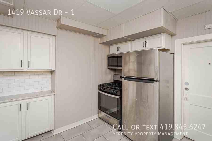 1419 Vassar Dr #1 - Photo 4 of 18