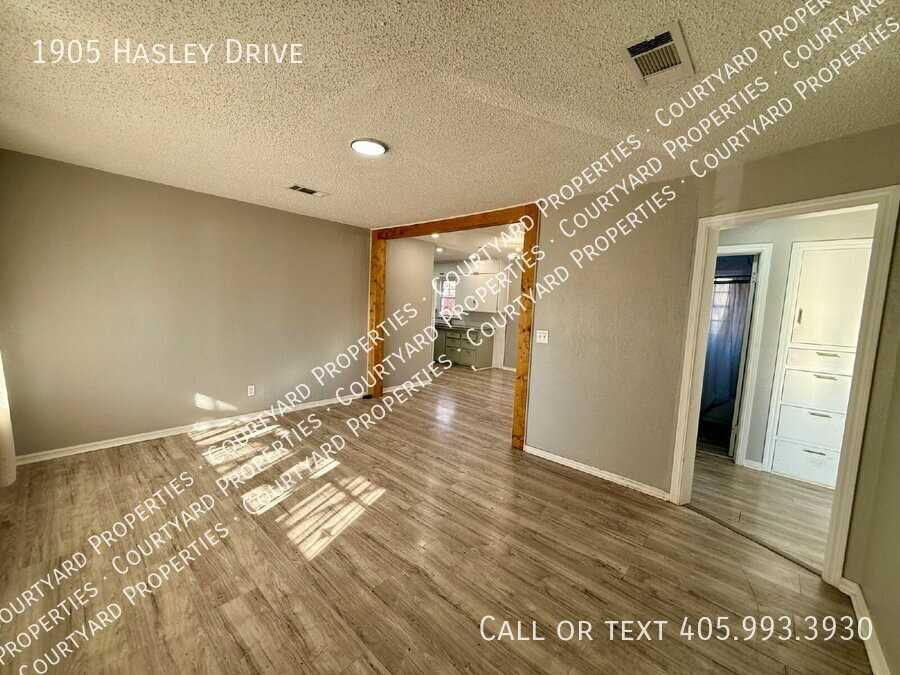 1905 Hasley Dr - Photo 4 of 28